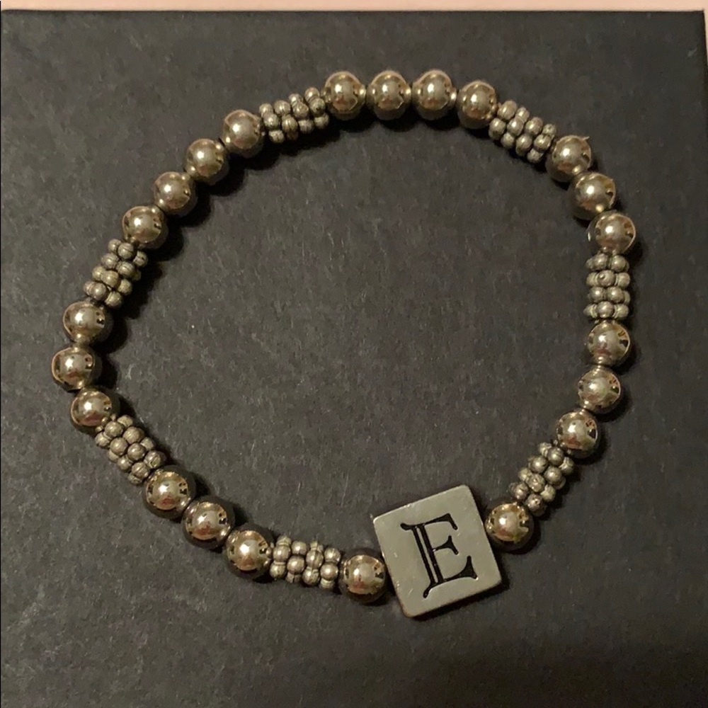 Shiny stretchy kids bracelet with E